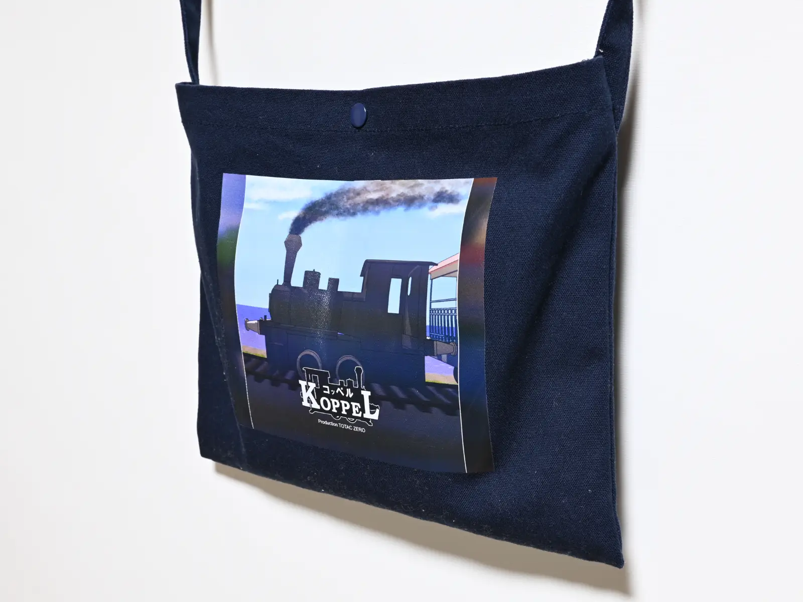 サコッシュ サムネイル2